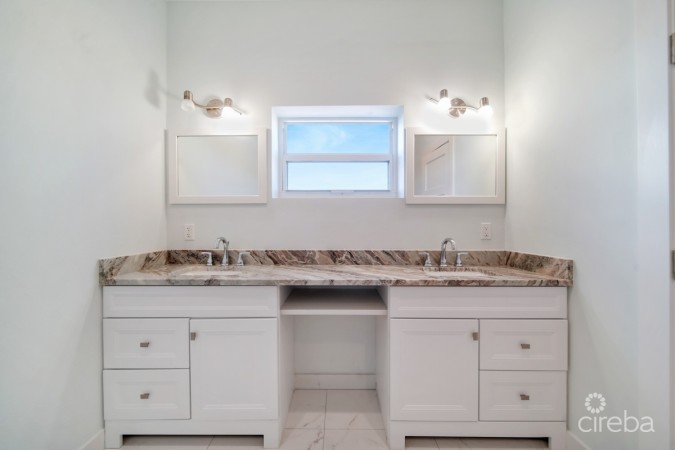 THE POINT AT WATERCOURSE #4