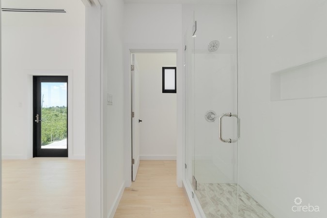 LUMINA - 2 BED 2.5 BATH DUPLEX - #1