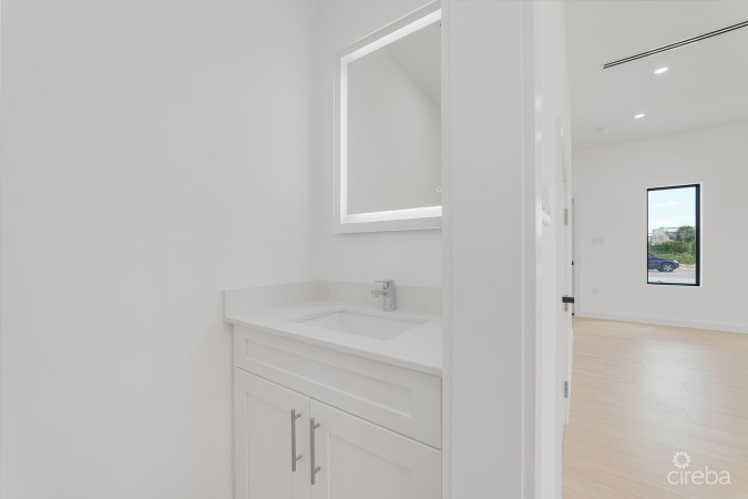 LUMINA - 2 BED 2.5 BATH DUPLEX - #1