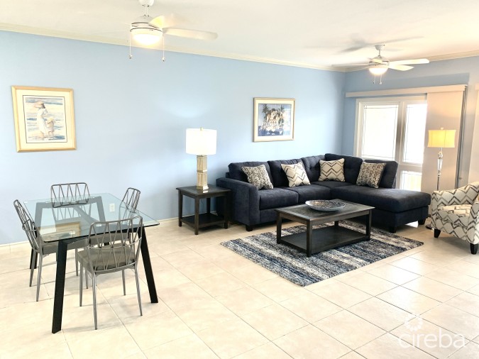 OCEAN POINTE VILLAS #10, OCEANFRONT WEST BAY