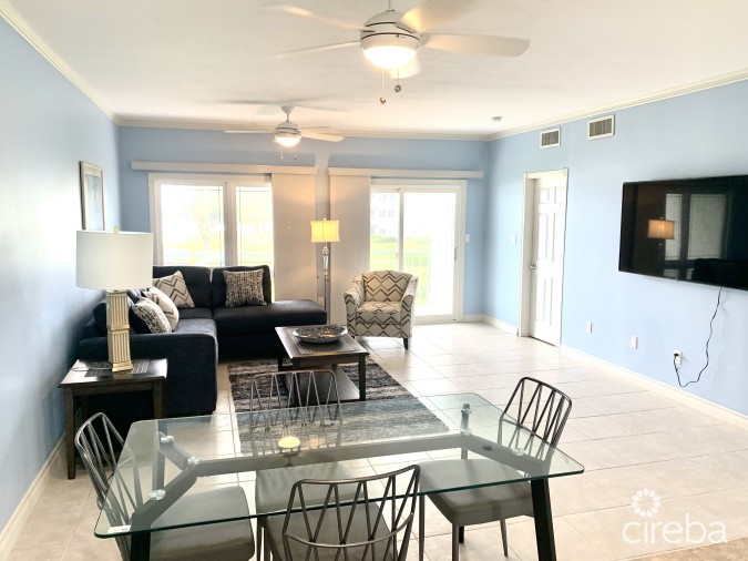 OCEAN POINTE VILLAS #10, OCEANFRONT WEST BAY