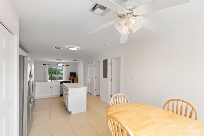 CAYMAN ESCAPE #7 CANALFRONT WITH DOCK