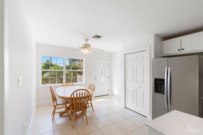 CAYMAN ESCAPE #7 CANALFRONT WITH DOCK