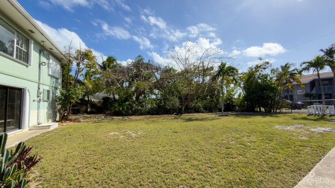 TWINFLOWERS DOUBLE PARCEL RESIDENCE