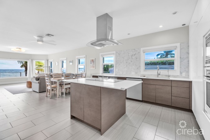 OLD PROSPECT GROVES - OCEANFRONT RESIDENCE #11