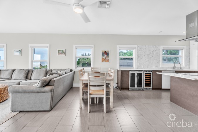 OLD PROSPECT GROVES - OCEANFRONT RESIDENCE #11