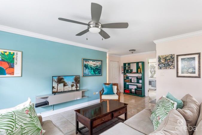 STARLET CRESCENT DUPLEX, WEST BAY