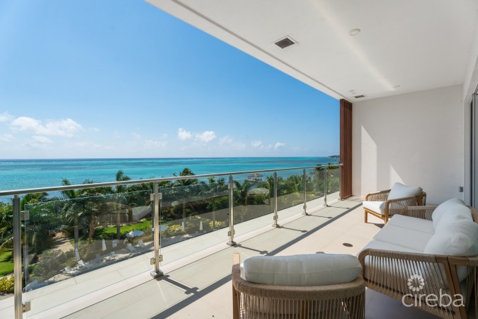 AURA PENTHOUSE #404