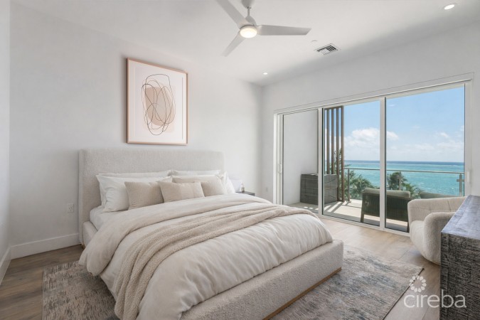 AURA PENTHOUSE #404