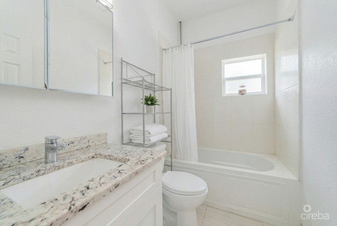 3 BED, SINGLE FAMILY HOME IN LOWER VALLEY