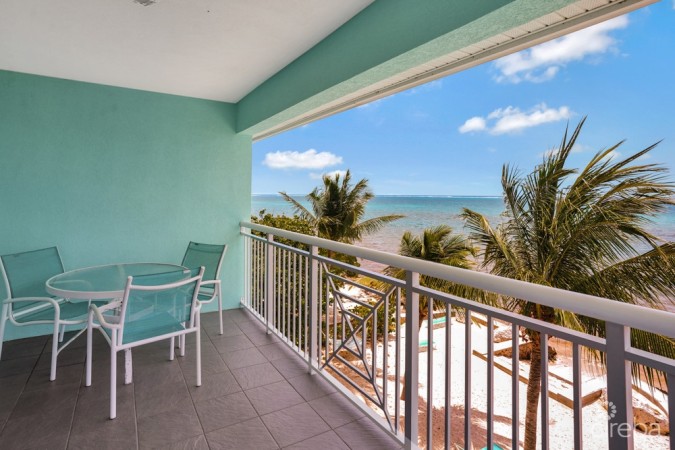 COMPASS POINT 205 - ONE BEDROOM