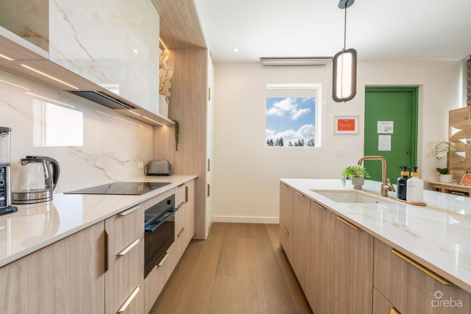 SOLACE AT THE GROVE TOO | SEVEN MILE CORRIDOR