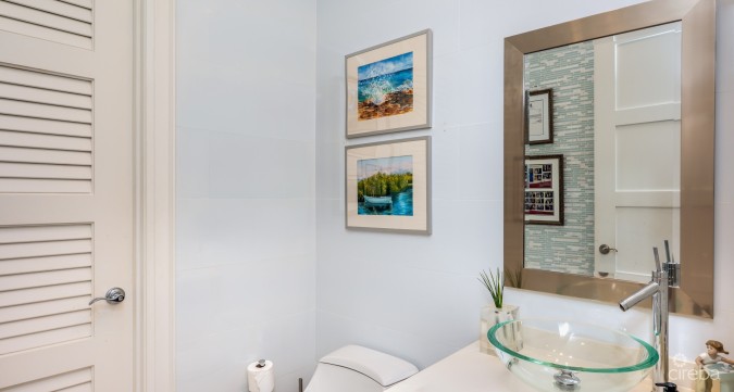 WATERCOLOURS - PRIME LOCATION