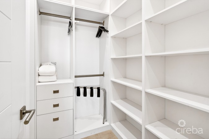 RUM POINT RESORT | RESIDENCE 203 BEACHFRONT CONDO