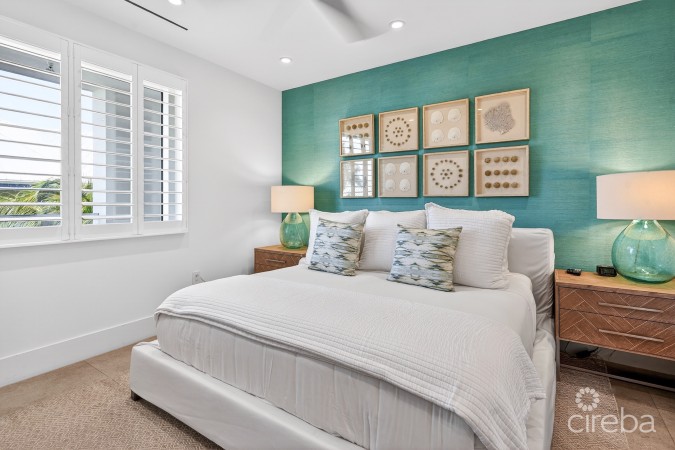 RUM POINT RESORT | RESIDENCE 203 BEACHFRONT CONDO