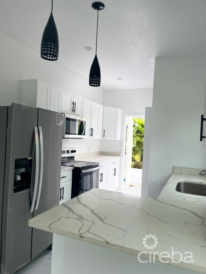 BODDEN TOWN FAMILY HOME