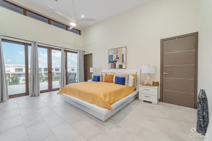 BEAUTIFUL ARVIA THREE BEDROOM