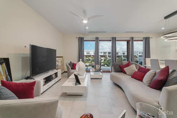 BEAUTIFUL ARVIA THREE BEDROOM