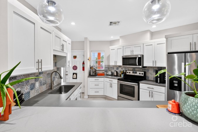 CAYMAN CROSSING  MODERN TWO BEDROOM