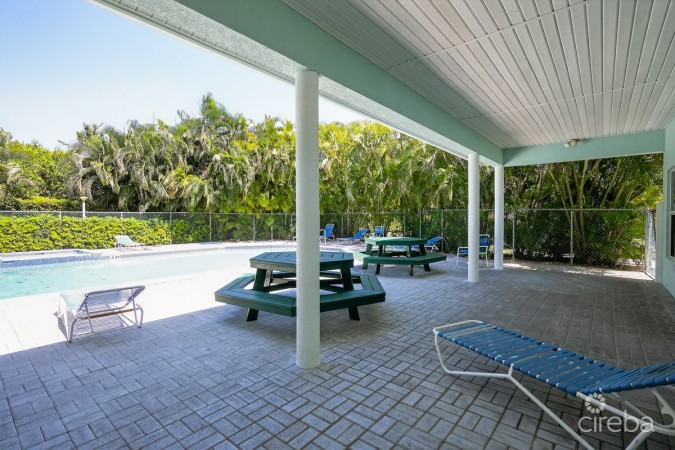 SECRET GARDEN 2 BEDROOM