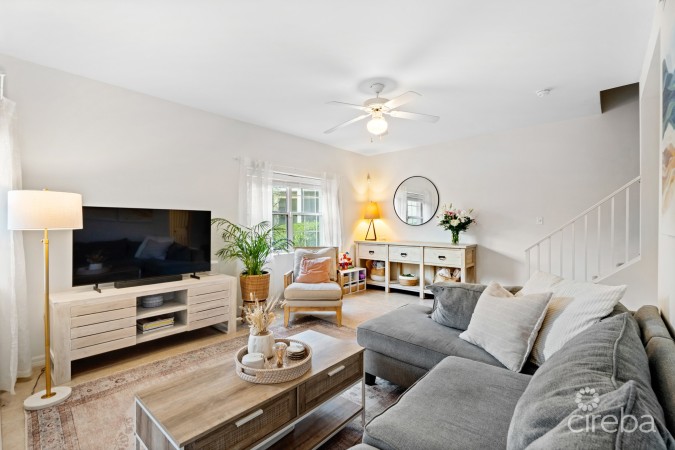 CAYMAN CROSSING 33, BEAUTIFULLY RENOVATED TOWNHOME