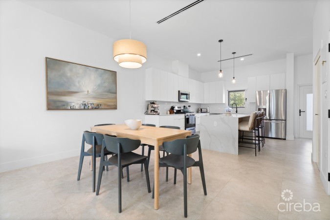 THE MEADOWS AT BATABANO - 3 BED TOWNHOME WITH ROOF TERRACE