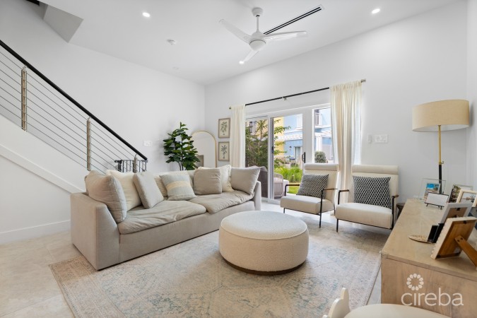 THE MEADOWS AT BATABANO - 3 BED TOWNHOME WITH ROOF TERRACE