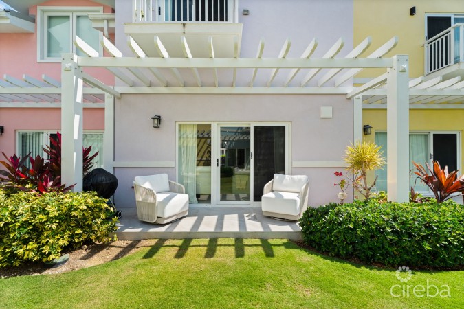 THE MEADOWS AT BATABANO - 3 BED TOWNHOME WITH ROOF TERRACE