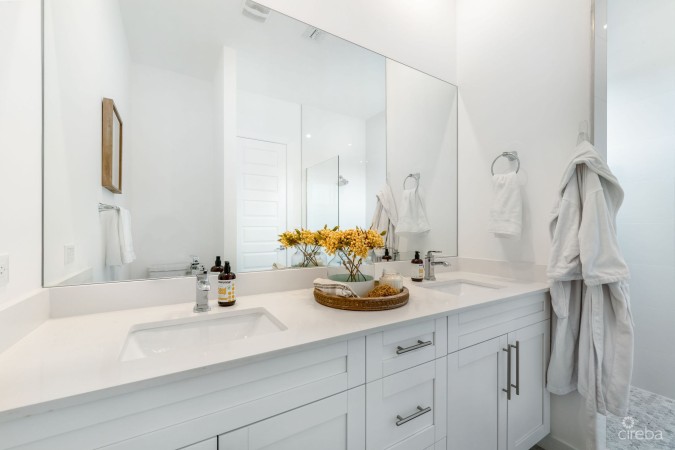 7 MILE CORRIDOR TOWNHOME - ELEVEN PARC #1