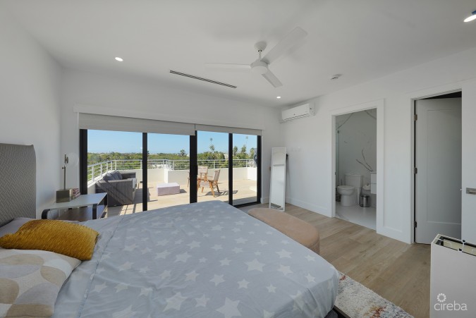 SALT AIR TOWNHOME END UNIT 4 BED