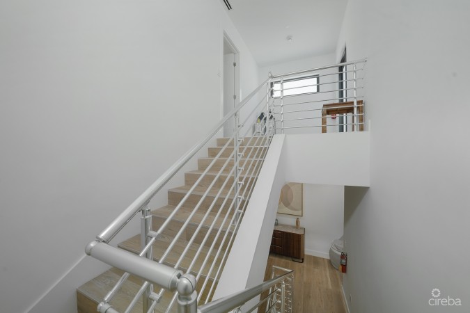 SALT AIR TOWNHOME END UNIT 4 BED