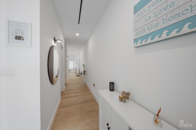 SALT AIR TOWNHOME END UNIT 4 BED