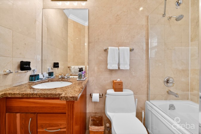 PALACADES VILLA 1 ON PROSPECT POINT