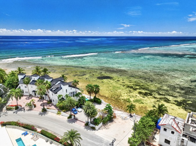 PALACADES VILLA 1 ON PROSPECT POINT