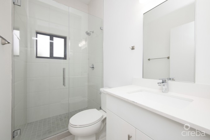 MODERN 3 BED, 3 BATH SINGLE FAMILY HOME. WITH BONUS OFFICE/DEN.