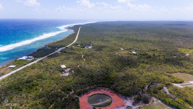 ELEVATED 11.43-ACRE PARCEL IN EAST END