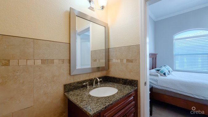 VILLA D'THERESA 2 BED TOWNHOUSE