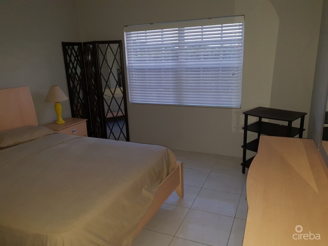 DRUMBLADE APARTMENT
