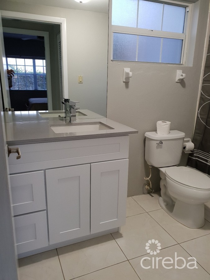 DRUMBLADE APARTMENT
