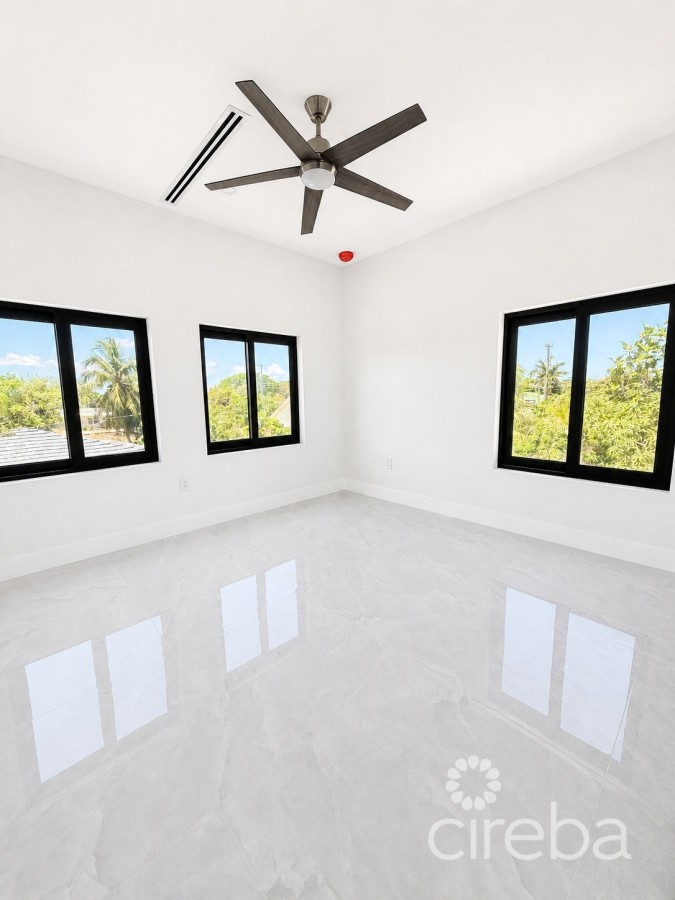 BRAND NEW HALF DUPLEX- 3 BEDROOM- SAVANNAH