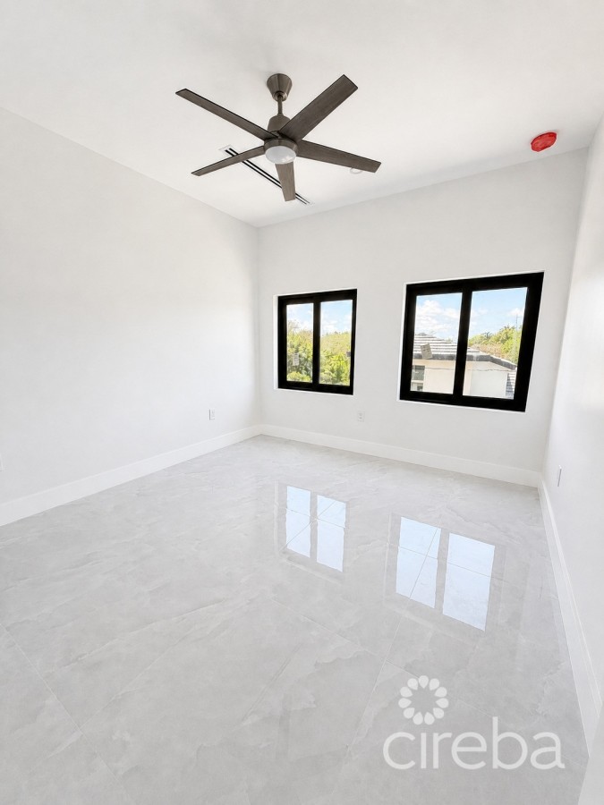 BRAND NEW HALF DUPLEX- 3 BEDROOM- SAVANNAH