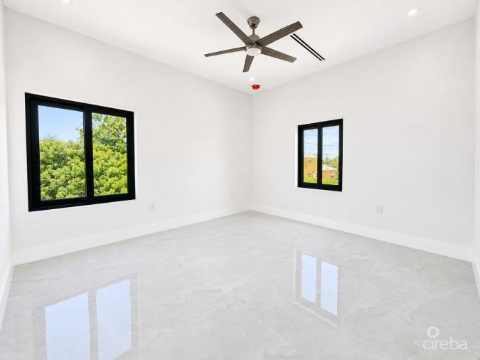 BRAND NEW HALF DUPLEX- 3 BEDROOM- SAVANNAH