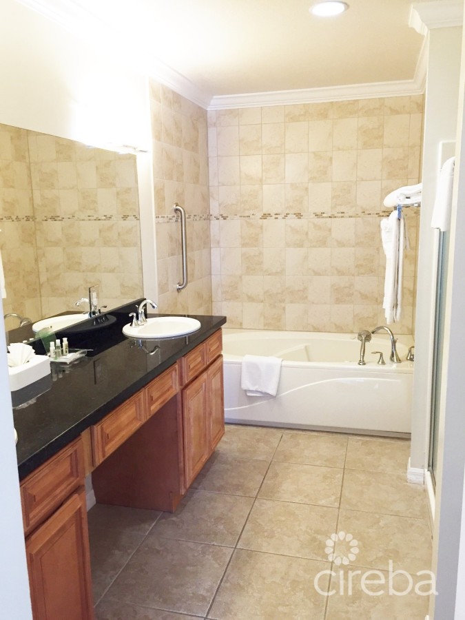 HOLIDAY INN RESORT - FRACTIONAL OWNERSHIP