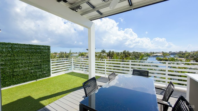 SOLARA TOWNHOME CRYSTAL HARBOUR