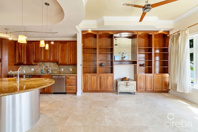 VISCAYA 1B - WATERFRONT HOME GOVERNORS HARBOUR