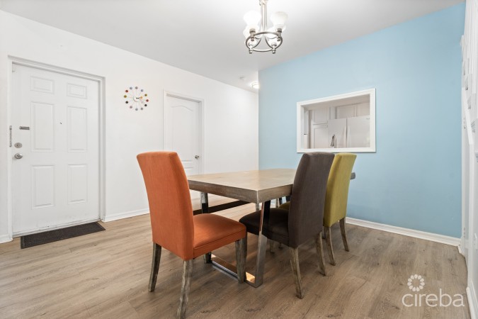 FOUNTAIN COURT 3 BED PLUS DEN