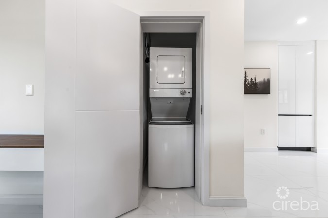 LOVELY 2 BED  2 BATH - ARZA WEST BAY