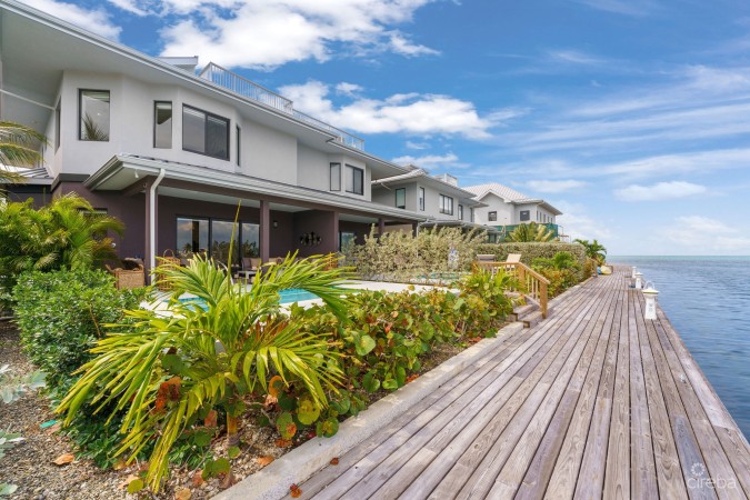 SEAHAVEN PROSPECT WATERFRONT 4 BED DUPLEX - AIR B N B