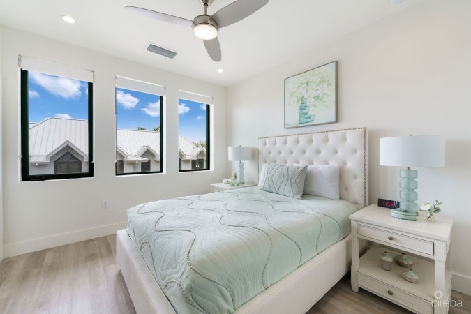 SEAHAVEN PROSPECT WATERFRONT 4 BED DUPLEX - AIR B N B