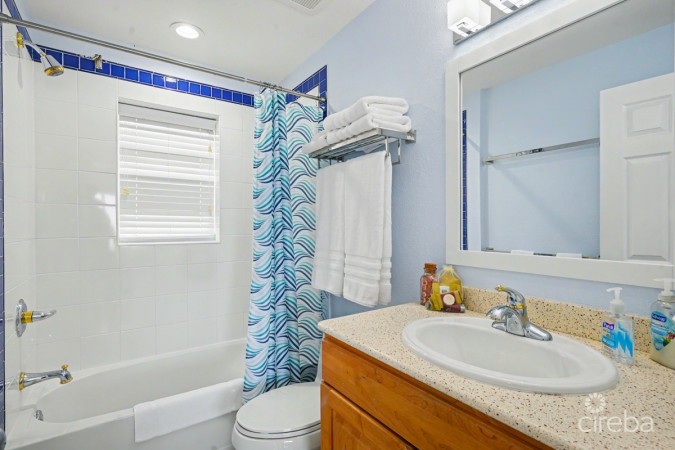 CASTAWAYS' COVE UNIT 328 A/B